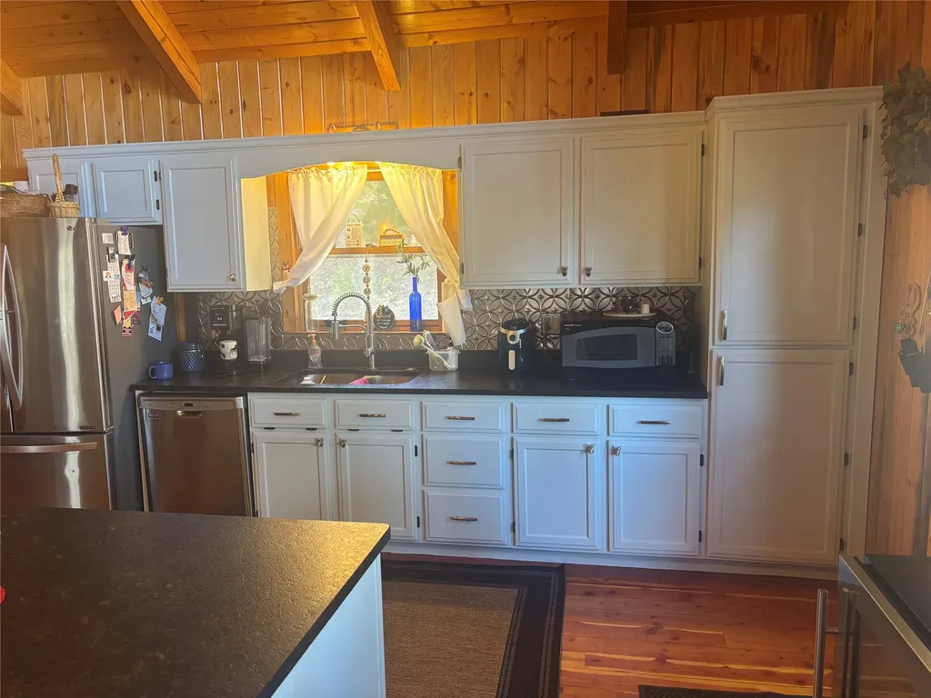 108 Thompson Heights Trail Libby MT 59923