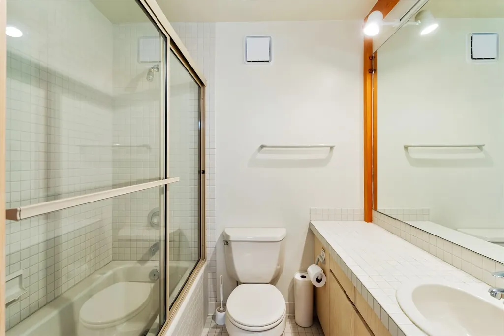 100 Deep Bay Drive Lakeside MT 59922