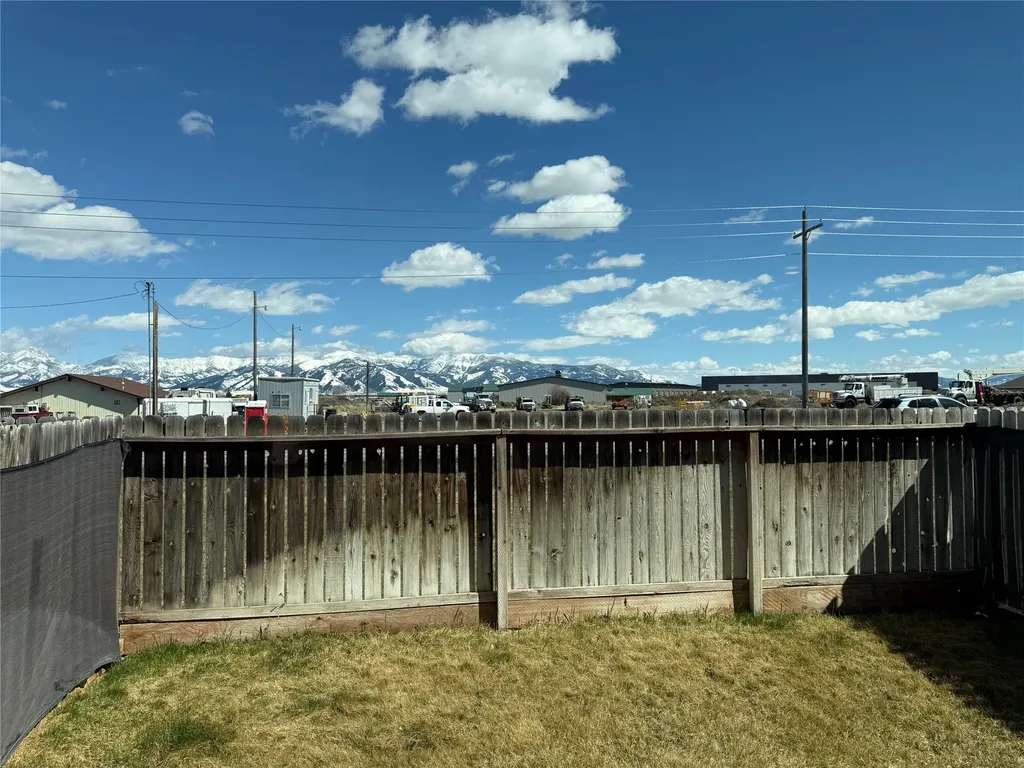 1125 N River Rock Drive Belgrade MT 59714