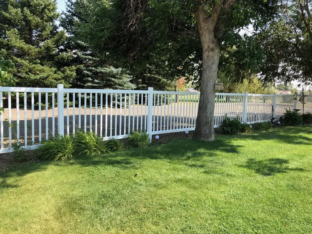 525 Collins Avenue Geraldine MT 59446