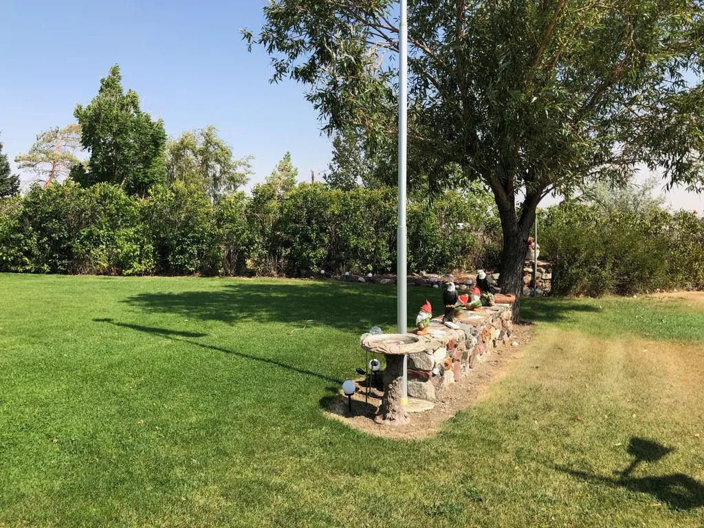 525 Collins Avenue Geraldine MT 59446
