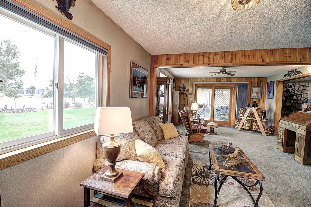 525 Collins Avenue Geraldine MT 59446