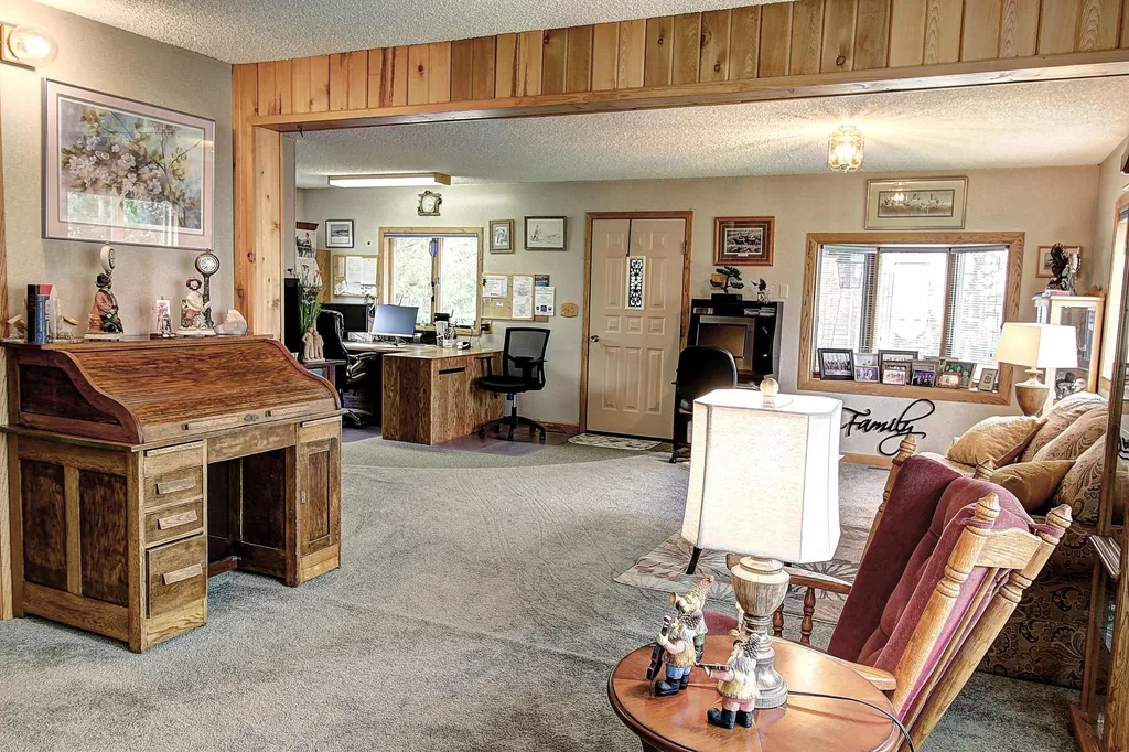 525 Collins Avenue Geraldine MT 59446