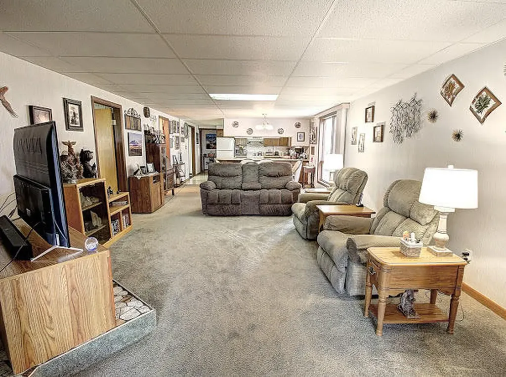 525 Collins Avenue Geraldine MT 59446