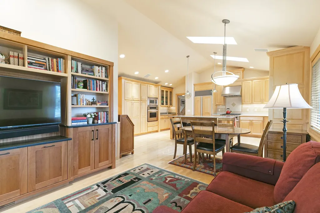 21 Brookside Missoula MT 59802
