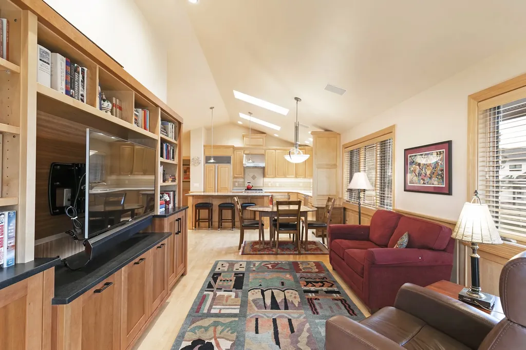 21 Brookside Missoula MT 59802