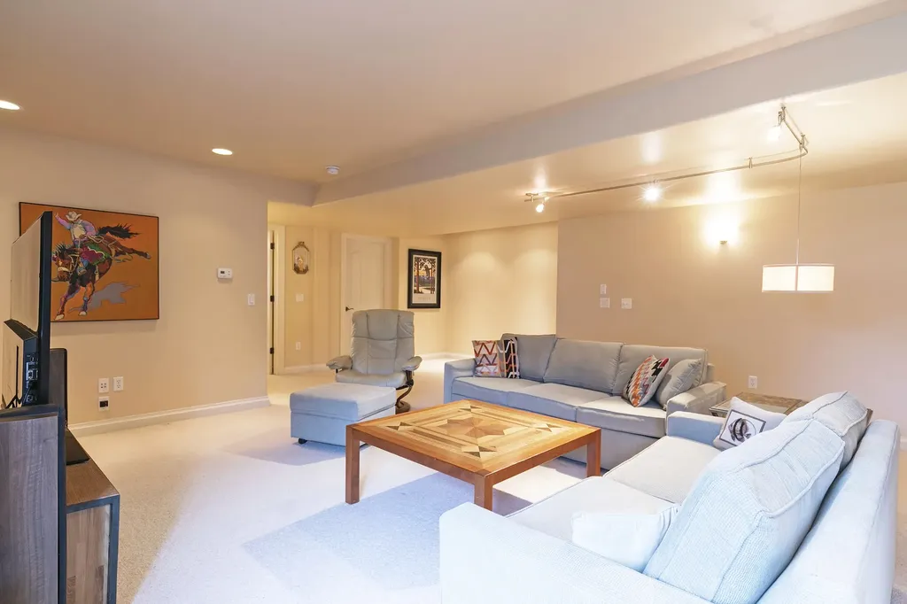 21 Brookside Missoula MT 59802