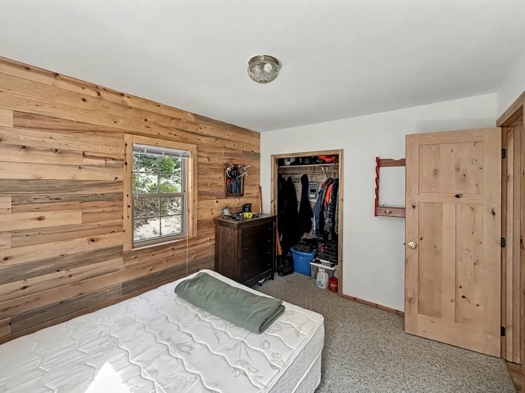 30 Bunks Trail Ennis MT 59729