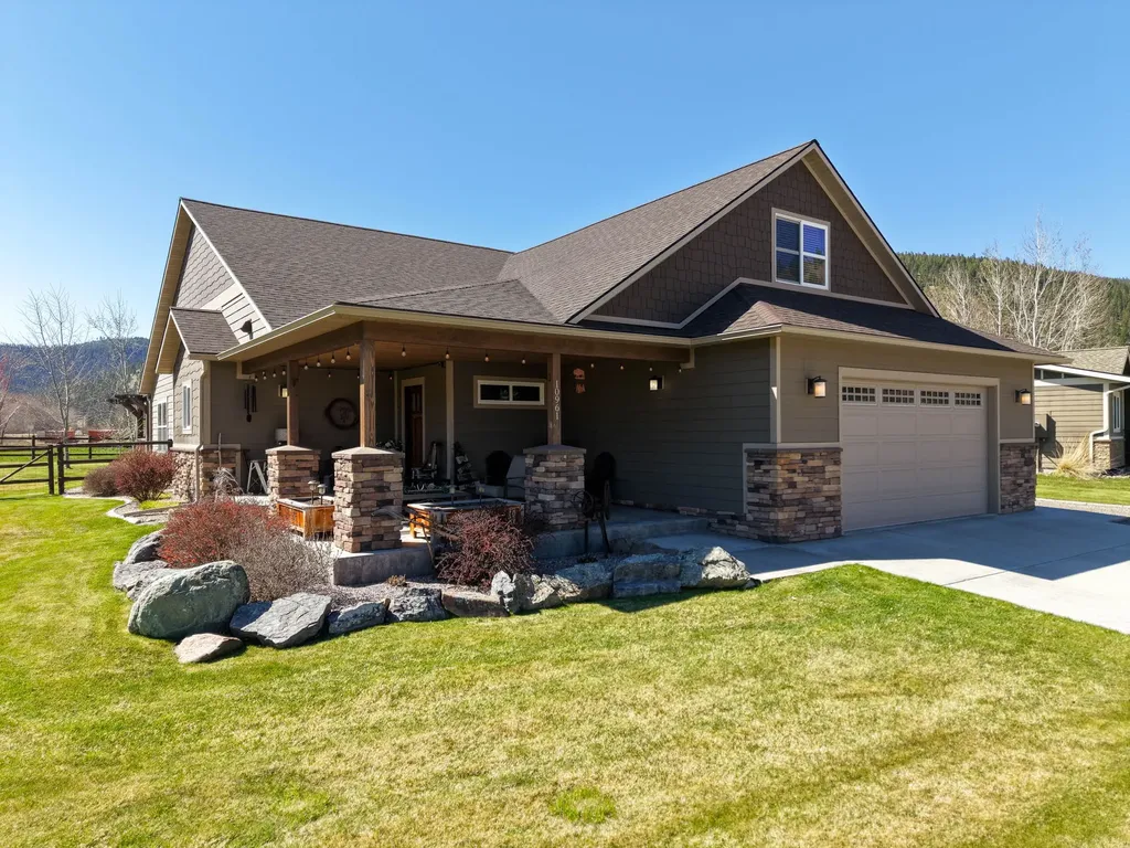 10961 Stella Blue Drive Lolo MT 59847