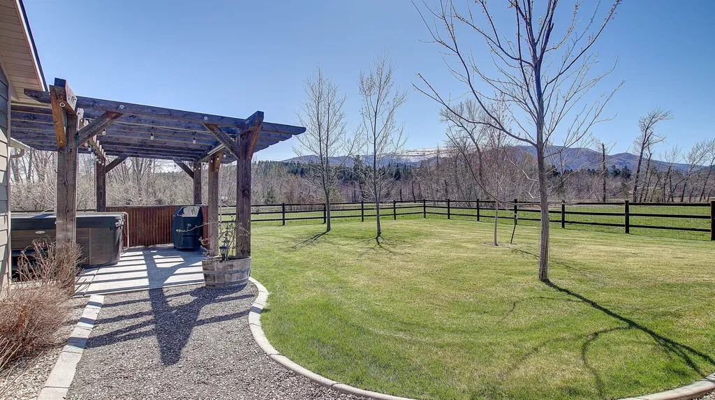 10961 Stella Blue Drive Lolo MT 59847