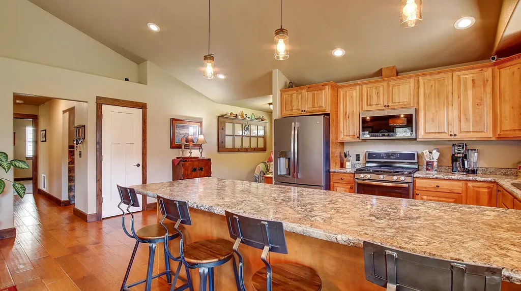 10961 Stella Blue Drive Lolo MT 59847