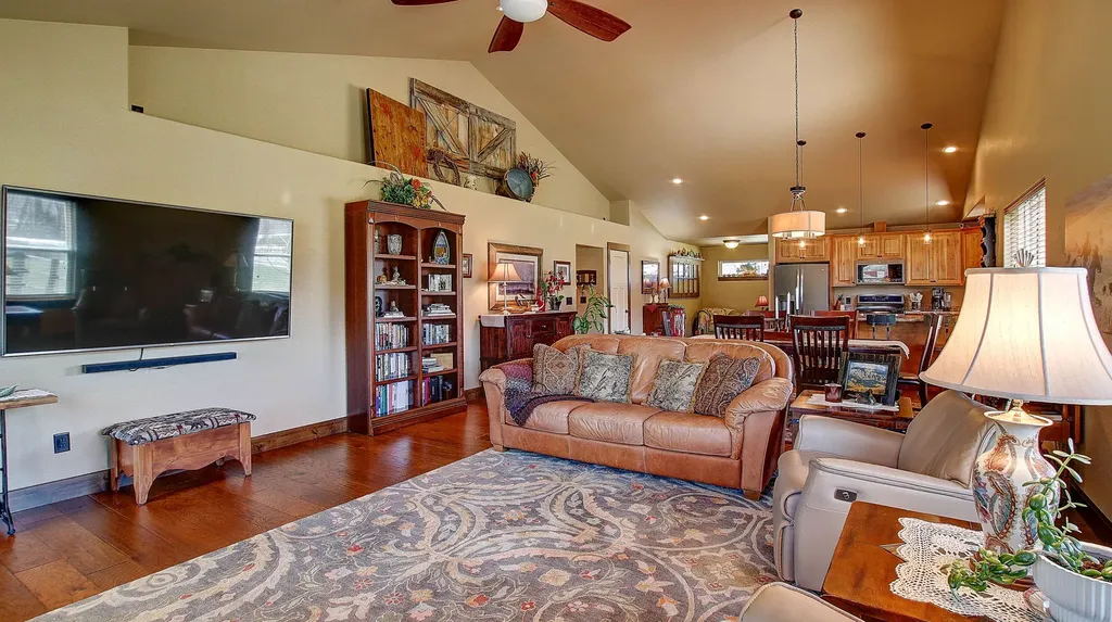 10961 Stella Blue Drive Lolo MT 59847