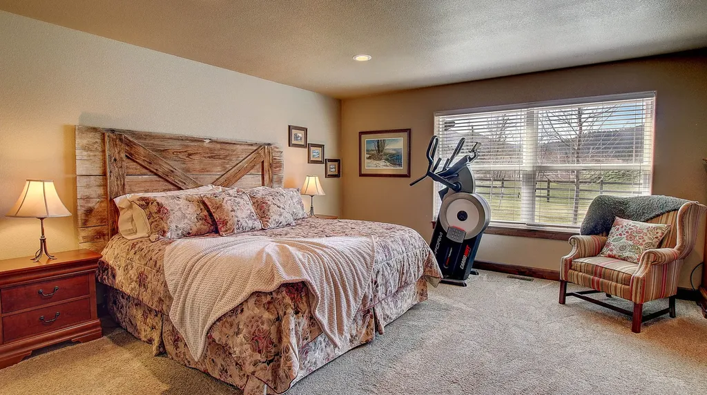 10961 Stella Blue Drive Lolo MT 59847
