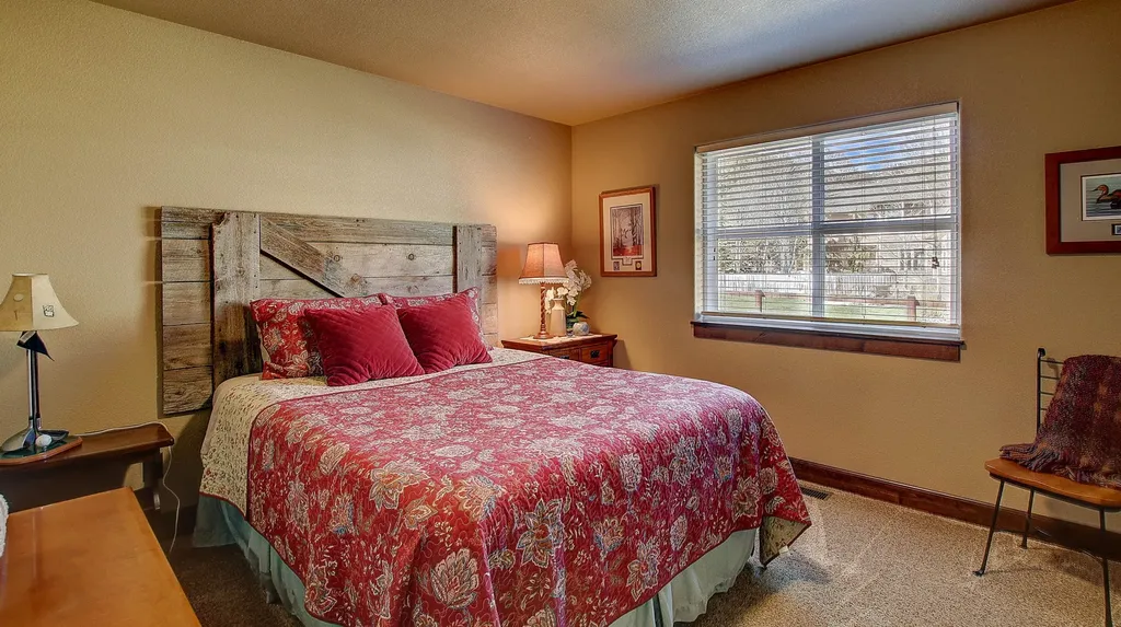 10961 Stella Blue Drive Lolo MT 59847