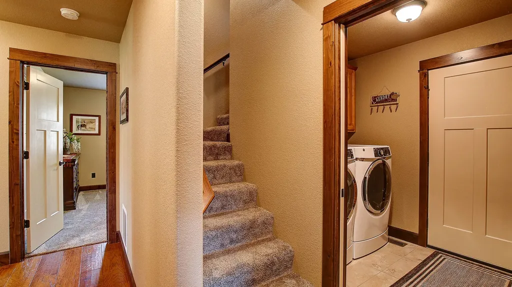 10961 Stella Blue Drive Lolo MT 59847