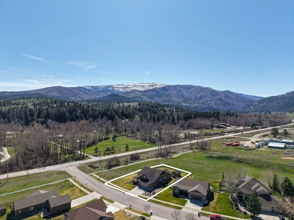10961 Stella Blue Drive Lolo MT 59847