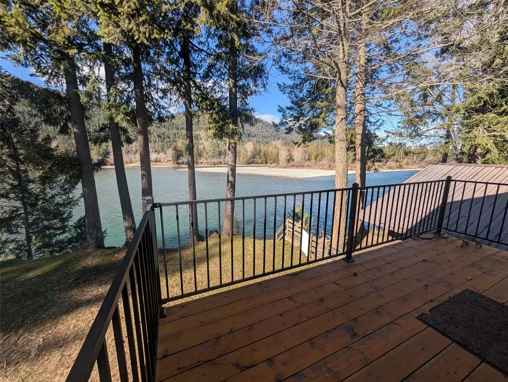 206 Waterfront Road Troy MT 59935