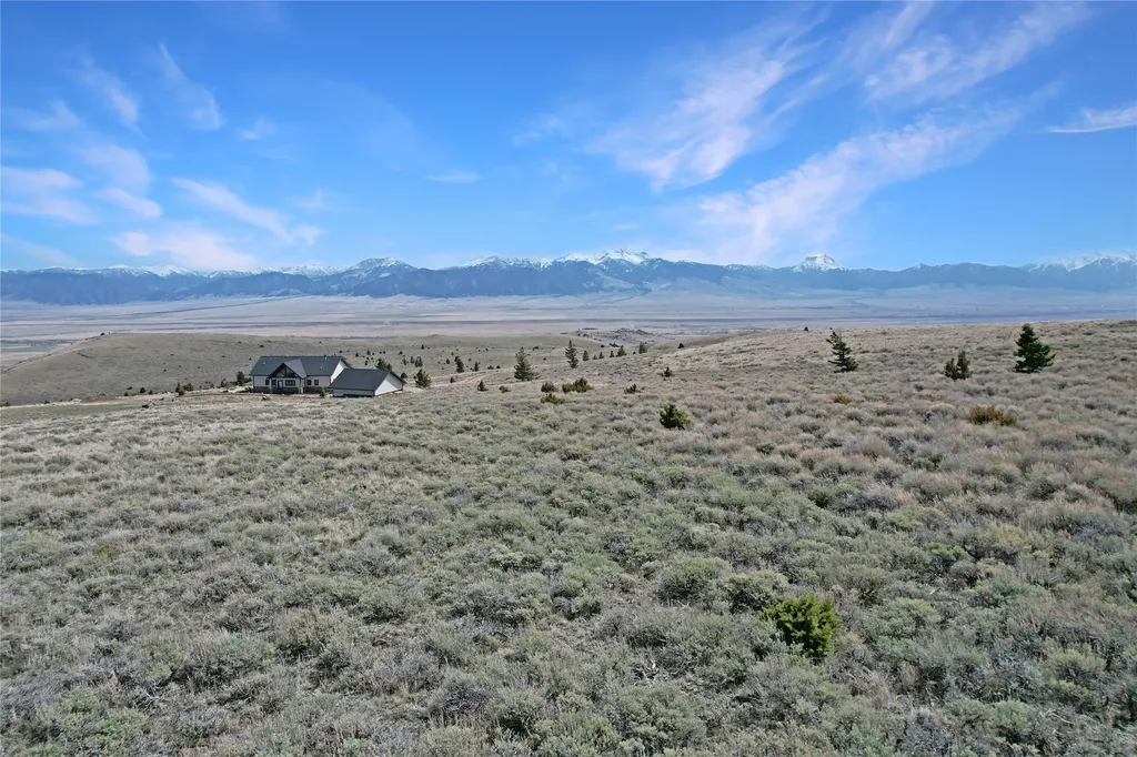 231 Axolotl Lakes Trail Ennis MT 59729
