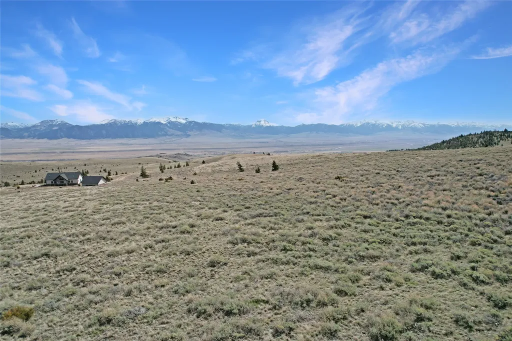 231 Axolotl Lakes Trail Ennis MT 59729