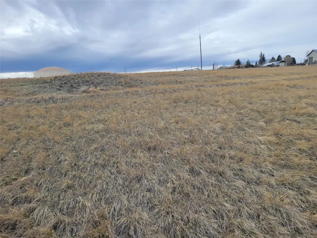 Nhn 10th Street Shelby MT 59474