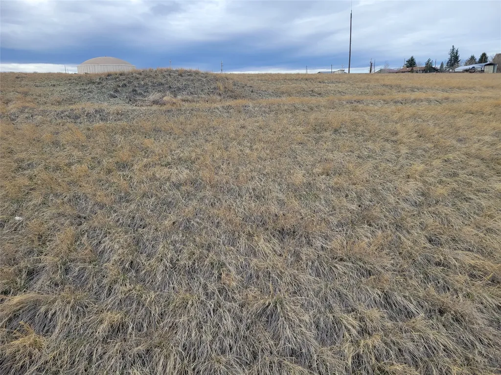 Nhn 10th Street Shelby MT 59474