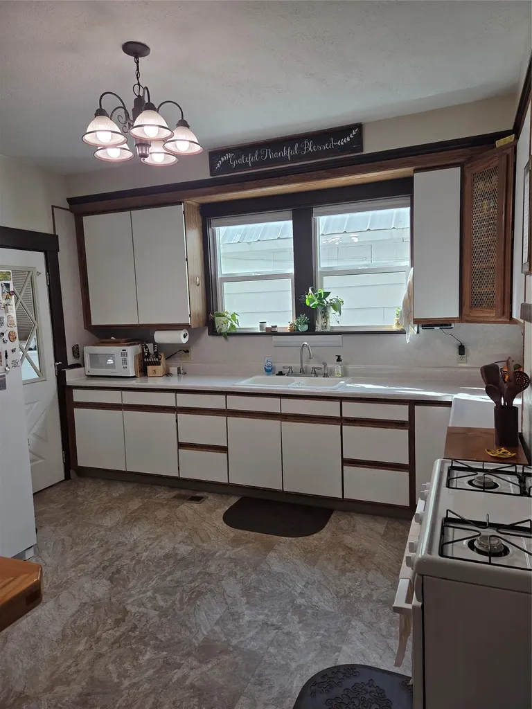 1832 Phillips Avenue Butte MT 59701