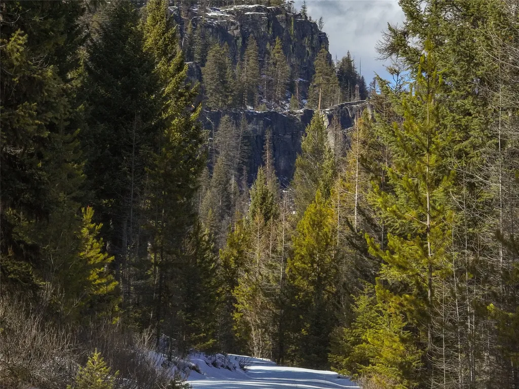 300 Highland Trail Marion MT 59925