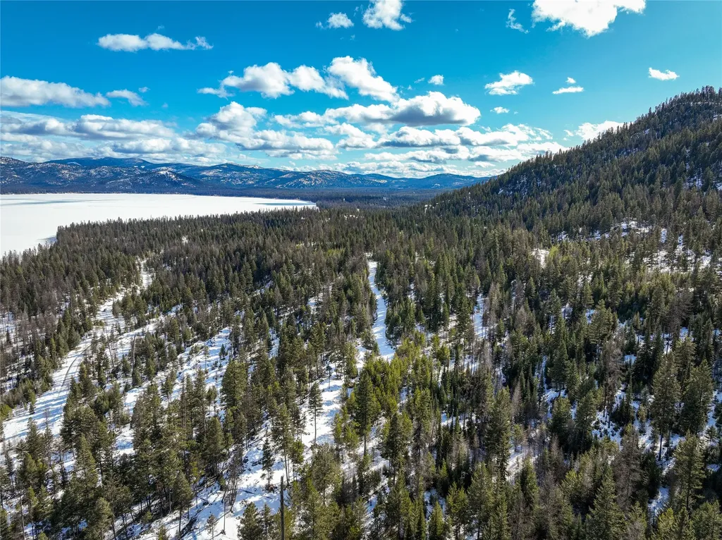 300 Highland Trail Marion MT 59925