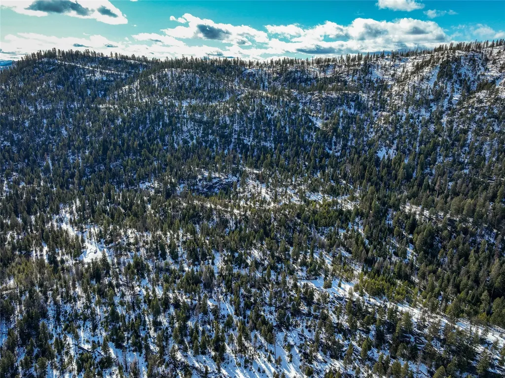 300 Highland Trail Marion MT 59925