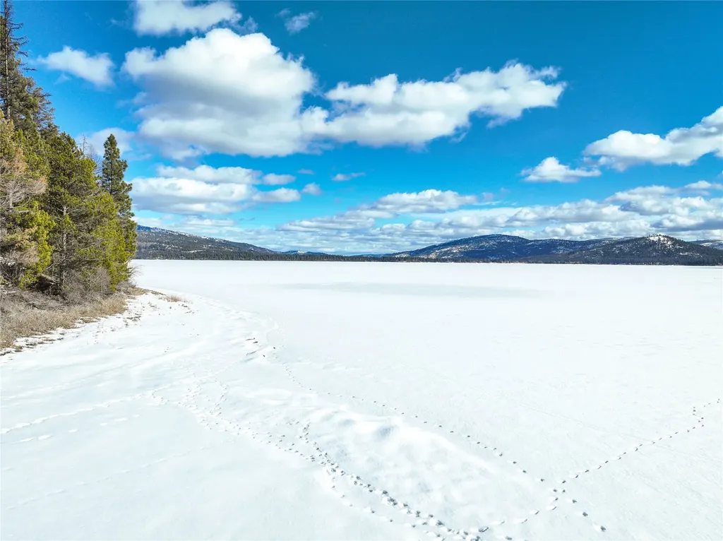 300 Highland Trail Marion MT 59925