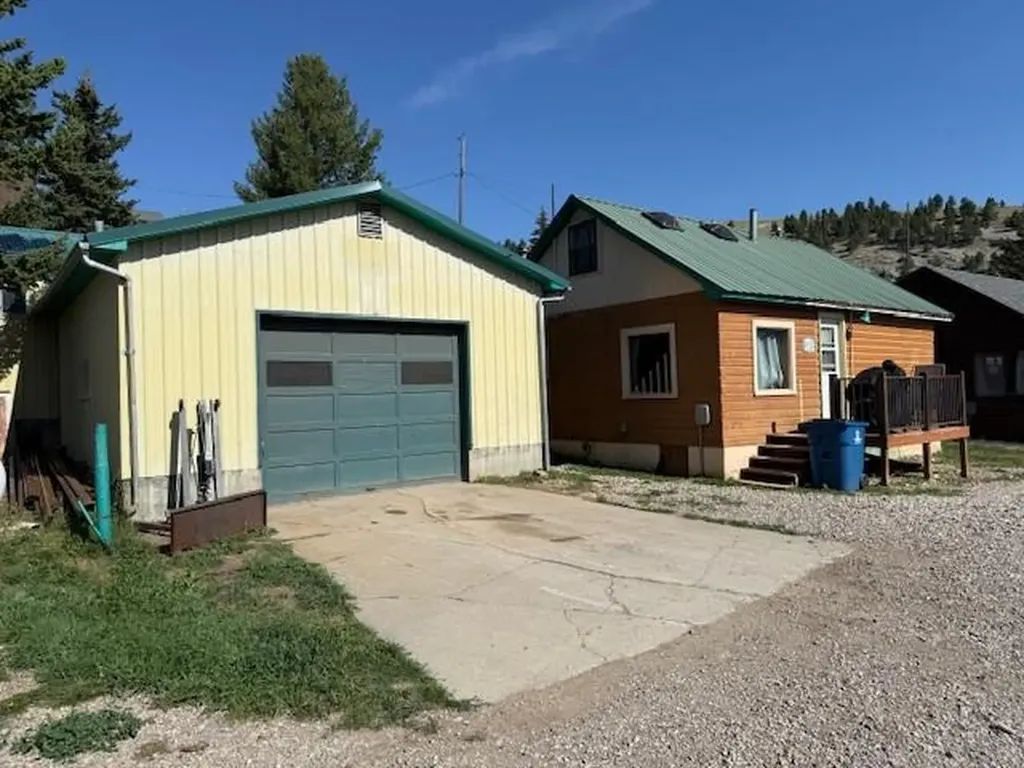 114 Apple Road Martinsdale MT 59053