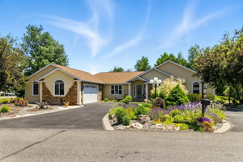 12 Pathfinder Trail Bozeman MT 59718