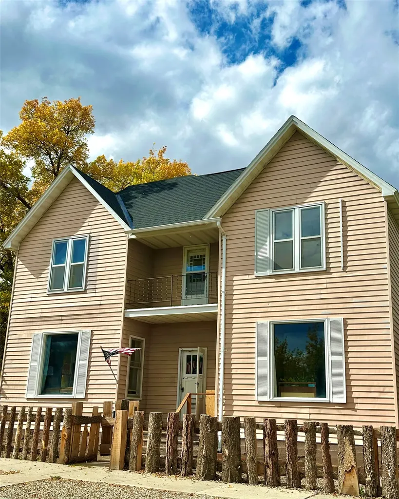 624 Cherry Street Anaconda MT 59711