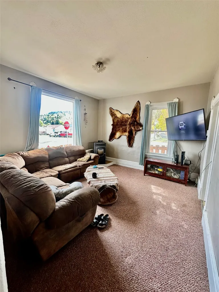 624 Cherry Street Anaconda MT 59711