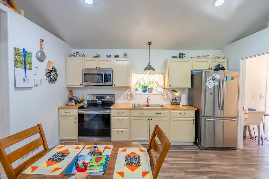 591 Waterfront Road Troy MT 59935