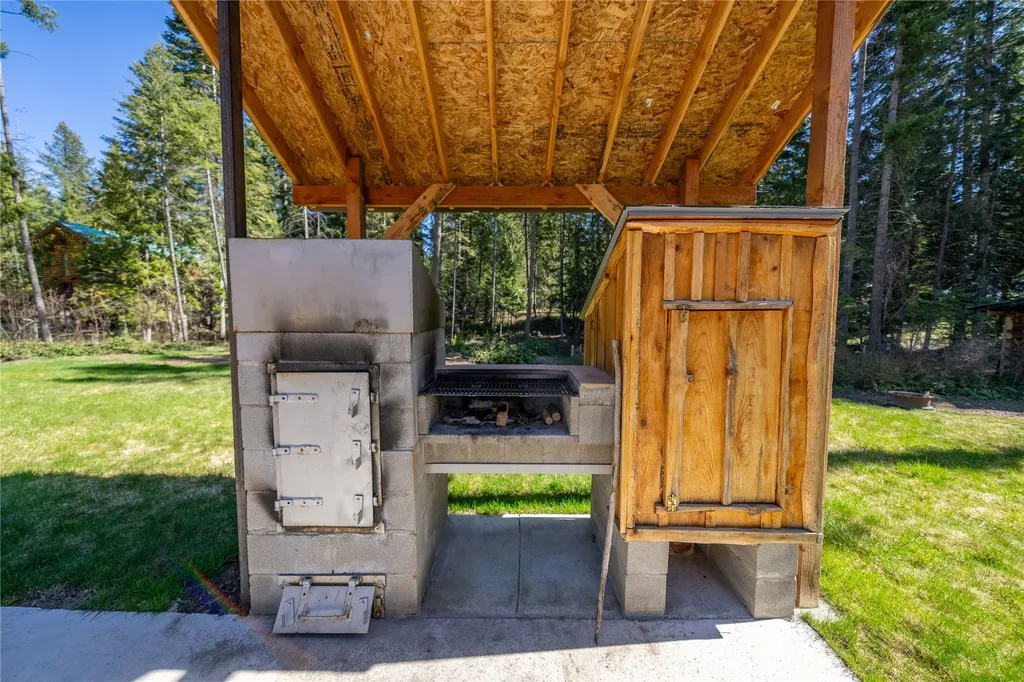 591 Waterfront Road Troy MT 59935