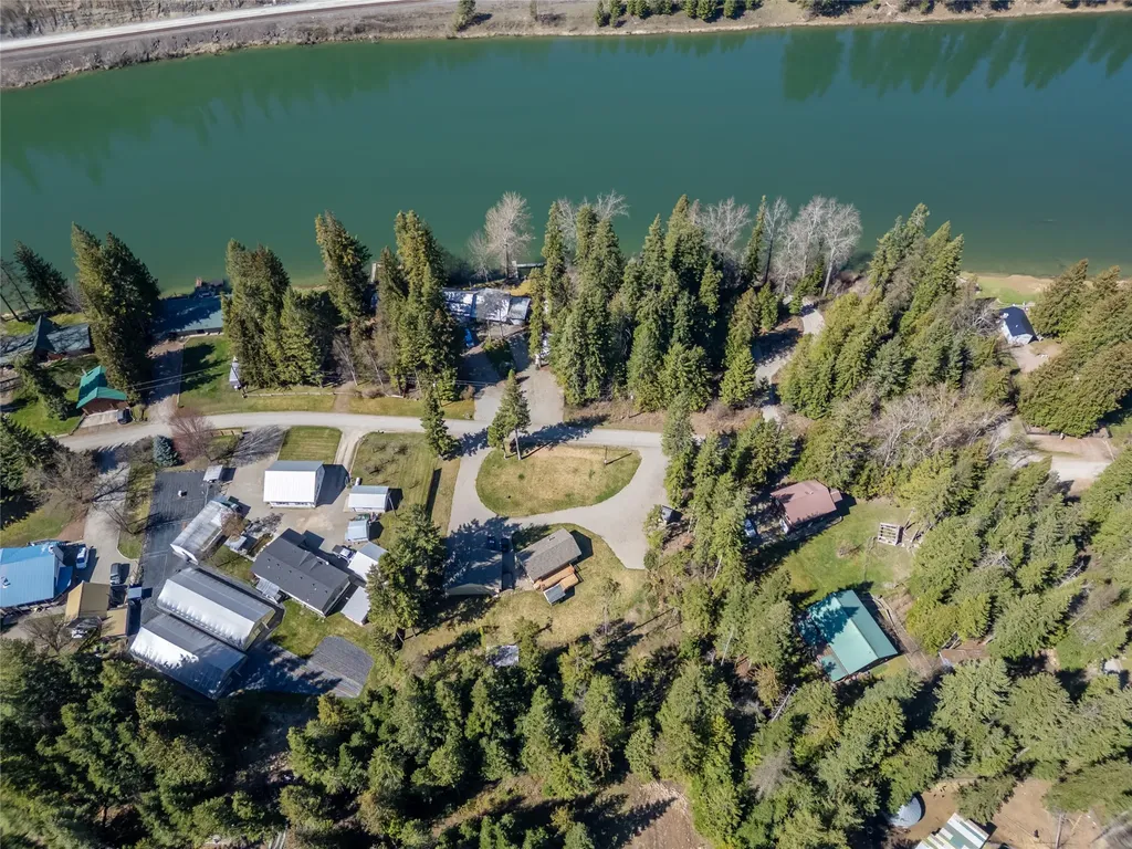 591 Waterfront Road Troy MT 59935