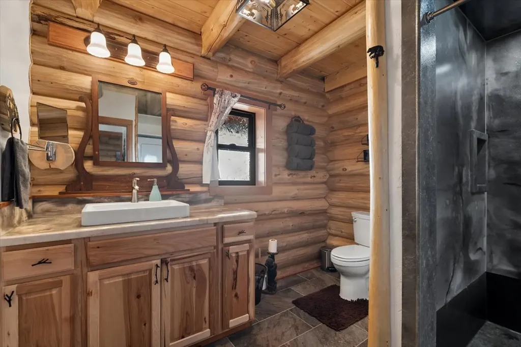 232 Via Cielo Lindo Road Eureka MT 59917