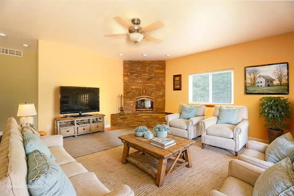 35322 Washoe Road Bonner MT 59823