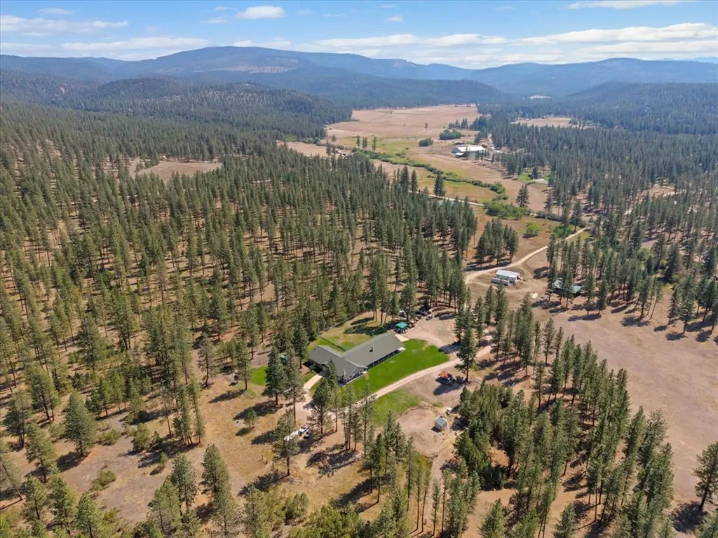 35322 Washoe Road Bonner MT 59823