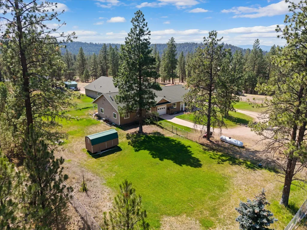 35322 Washoe Road Bonner MT 59823