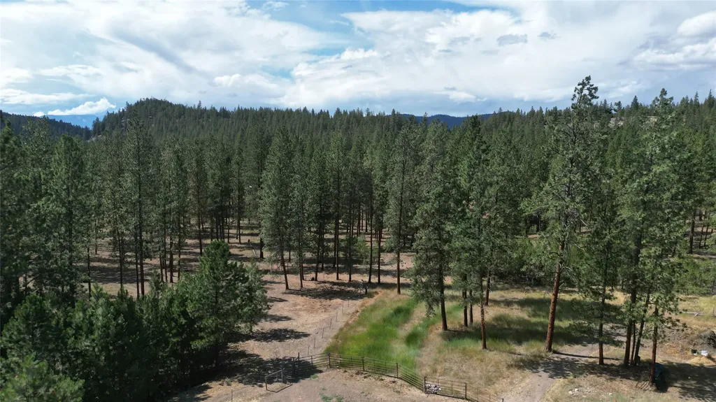 35322 Washoe Road Bonner MT 59823