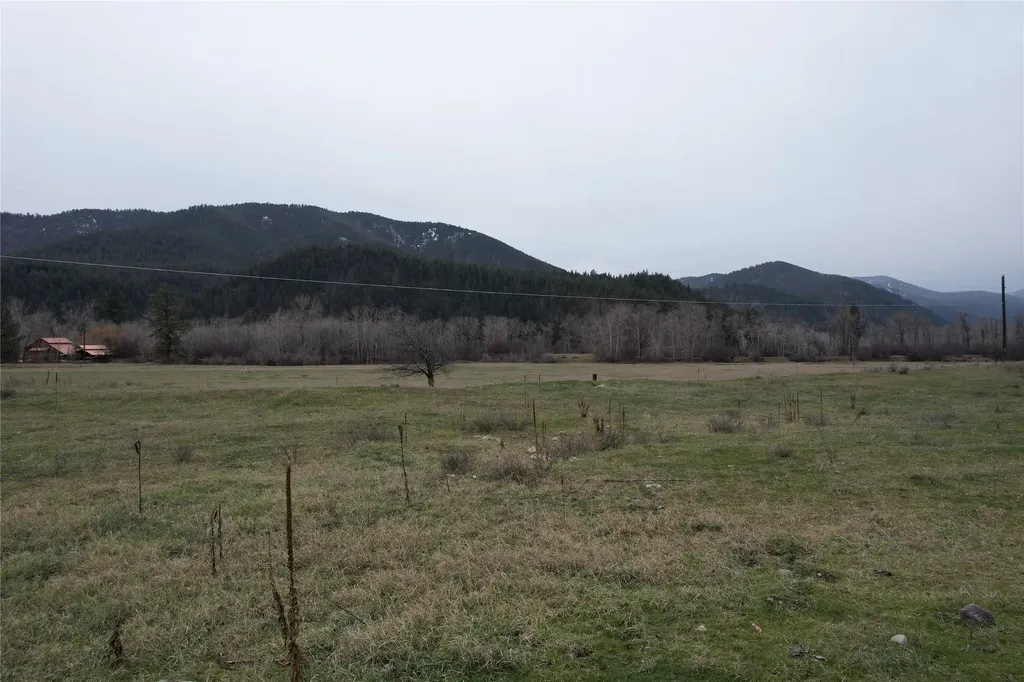 North Parcel "B" Stitt Lane Clinton MT 59825