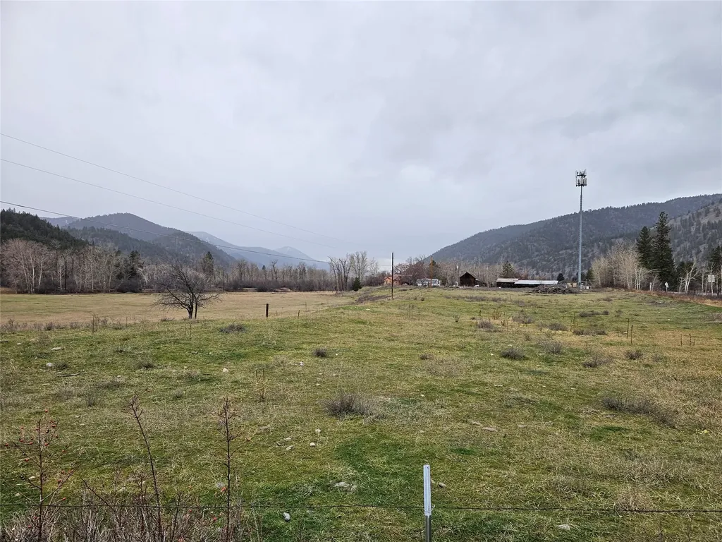 North Parcel "B" Stitt Lane Clinton MT 59825