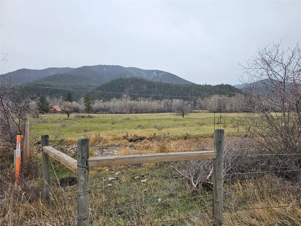 North Parcel "B" Stitt Lane Clinton MT 59825