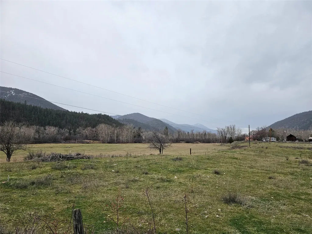 North Parcel "B" Stitt Lane Clinton MT 59825
