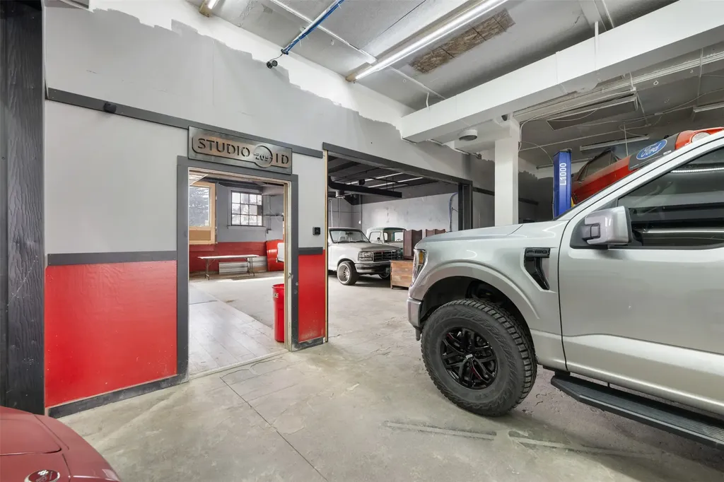 207 S Montana Street Butte MT 59701