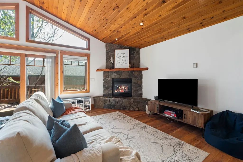 150 Adams Street Lakeside MT 59922