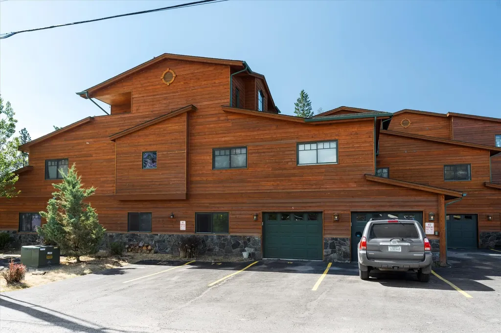 150 Adams Street Lakeside MT 59922