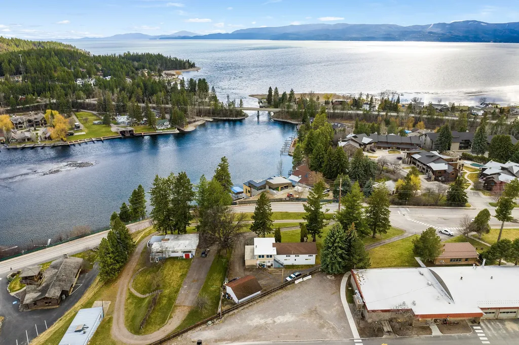 529 Grand Drive Bigfork MT 59911
